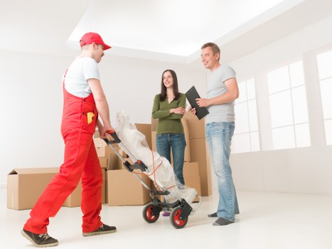 Local van moving service for Bayswater transport jobs